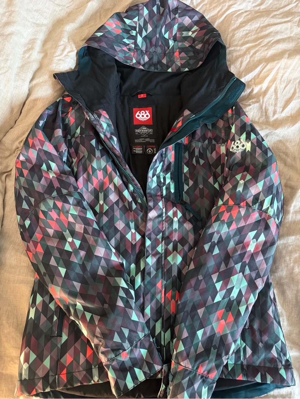 686 Women’s Ski Jacket in Teal, Coral & Black